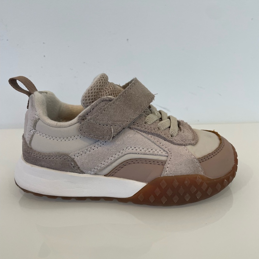 Zara Sneakers